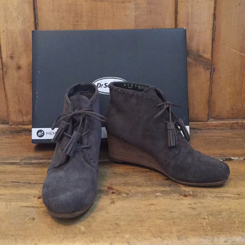 Dr Scholl’s Deluxe Wedge. Size 6.